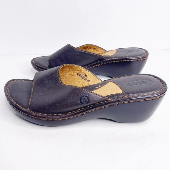 Born Concepts Sz 7 Womens Dark brown Leather Wedge Slip On Sandals - Picture 4 of 10